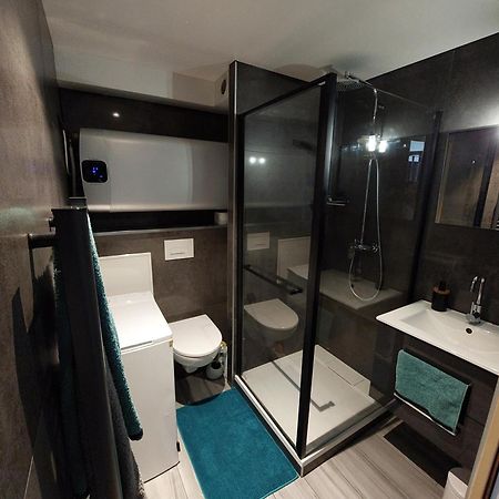 Studio Chambery Luaran gambar