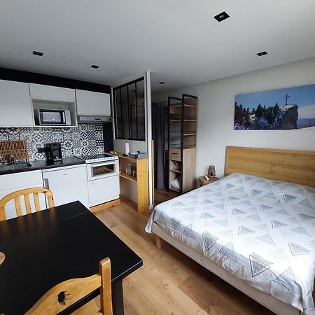 Studio Chambery Luaran gambar