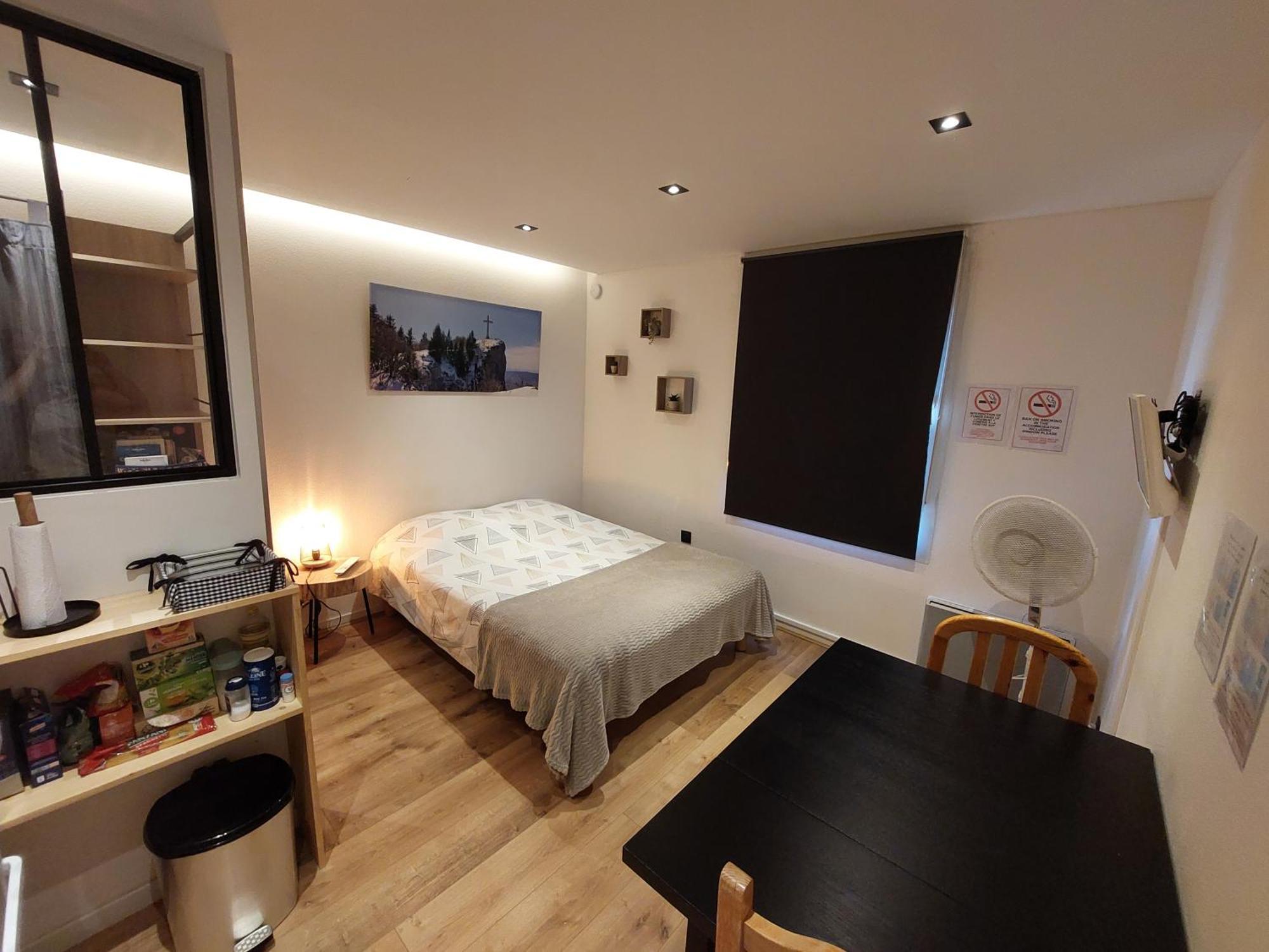 Studio Chambery Luaran gambar