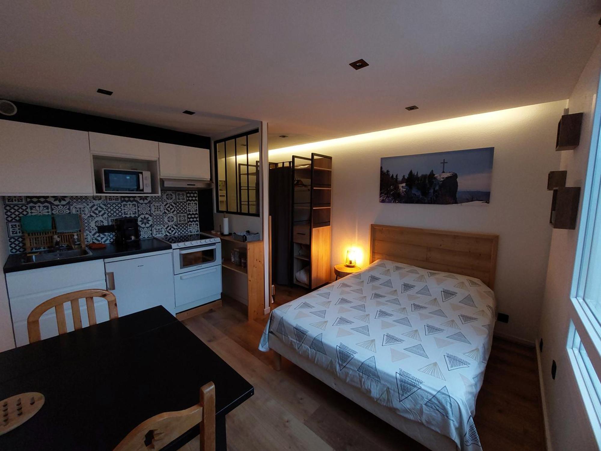 Studio Chambery Luaran gambar