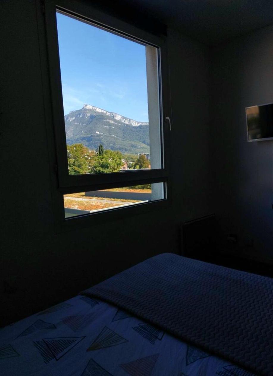 Studio Chambery Luaran gambar